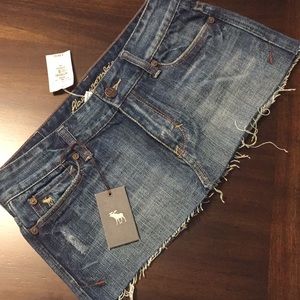 Micro mini cut short skirt.